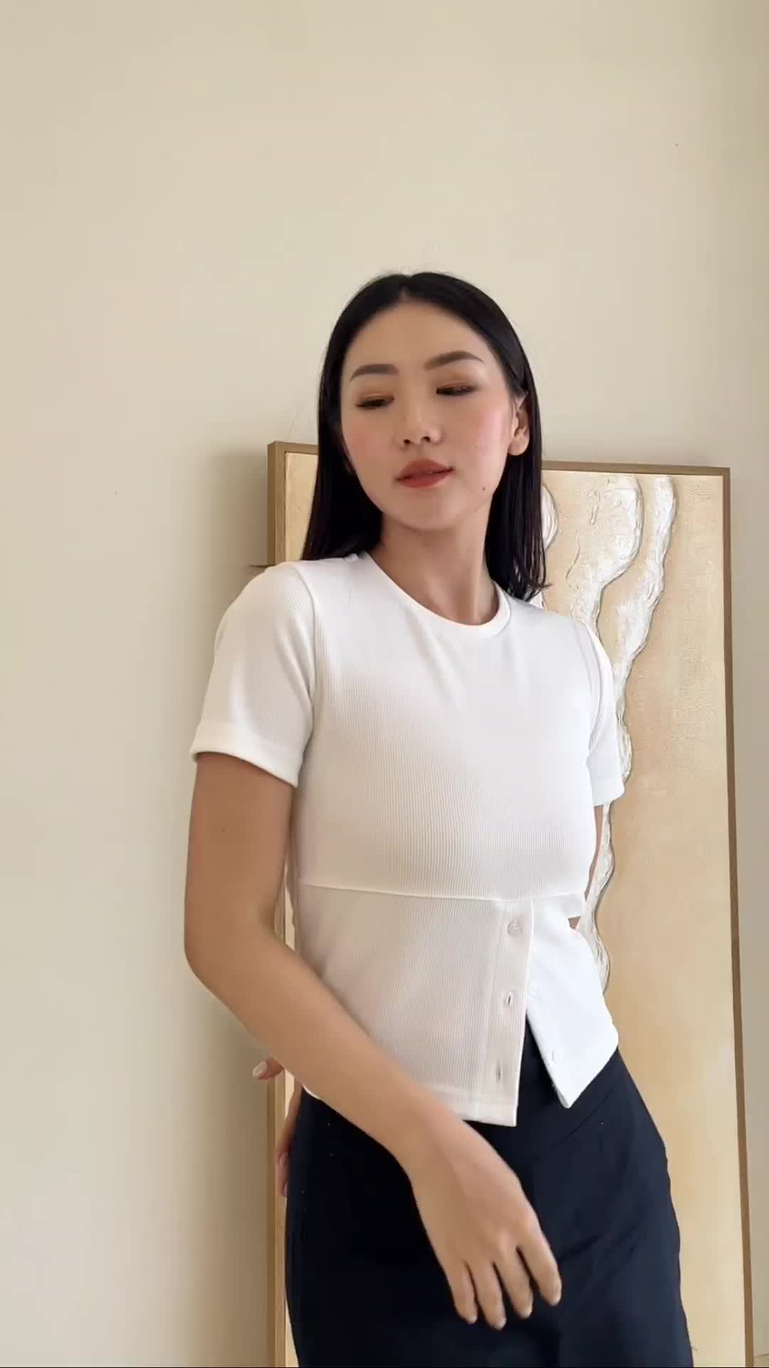 NJONJAGAN - Byon Knit Top / Atasan Wanita | Atasan Knit O-Neck | Overlay Button