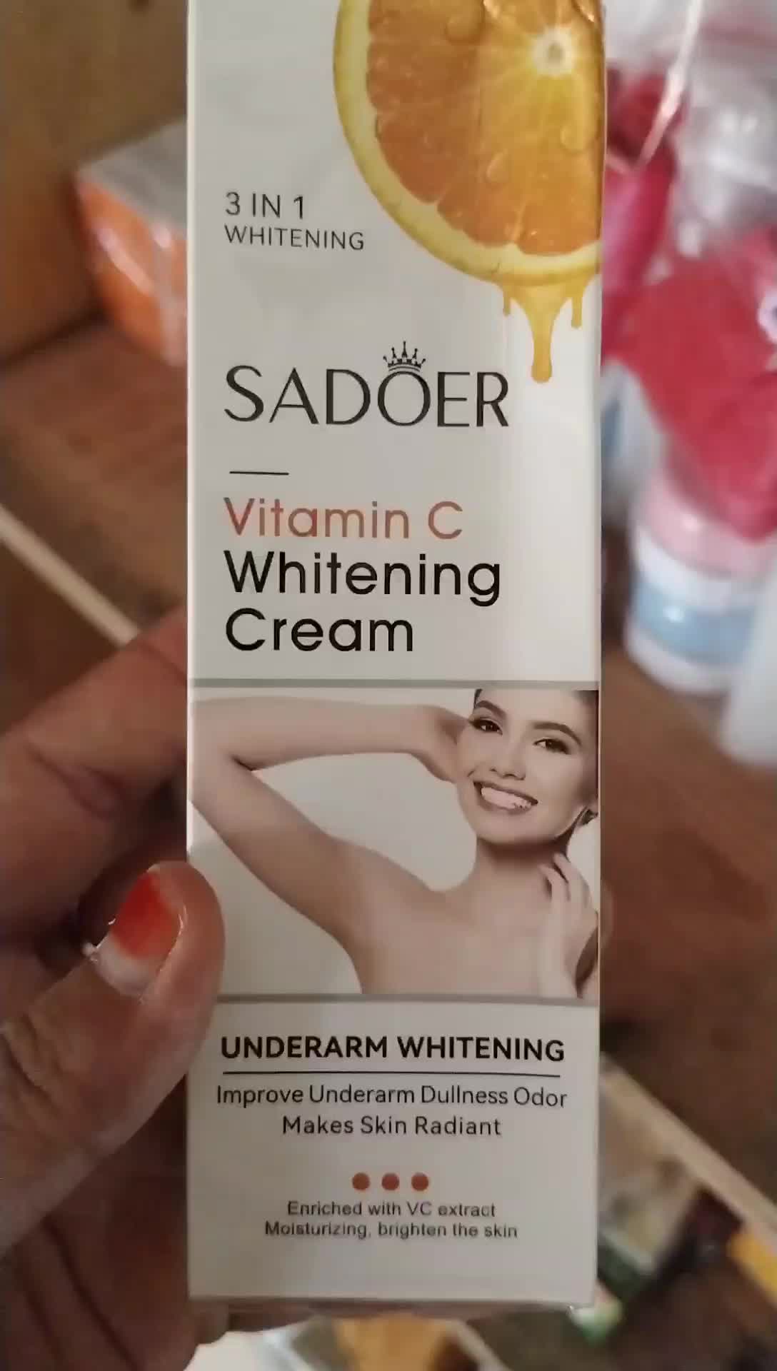 sadoer whitening cream vit c/ cream pwmutih lipatan hitam Memutihkan Selangkangan Ketiak