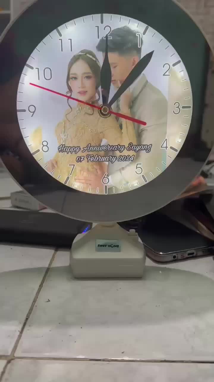 [1 Hari Jadi]Cermin Ajaib Aesthetic Custom Foto Sendiri dan Jam Kado Wisuda,Ultah,Wedding Lampu Frame Plastic