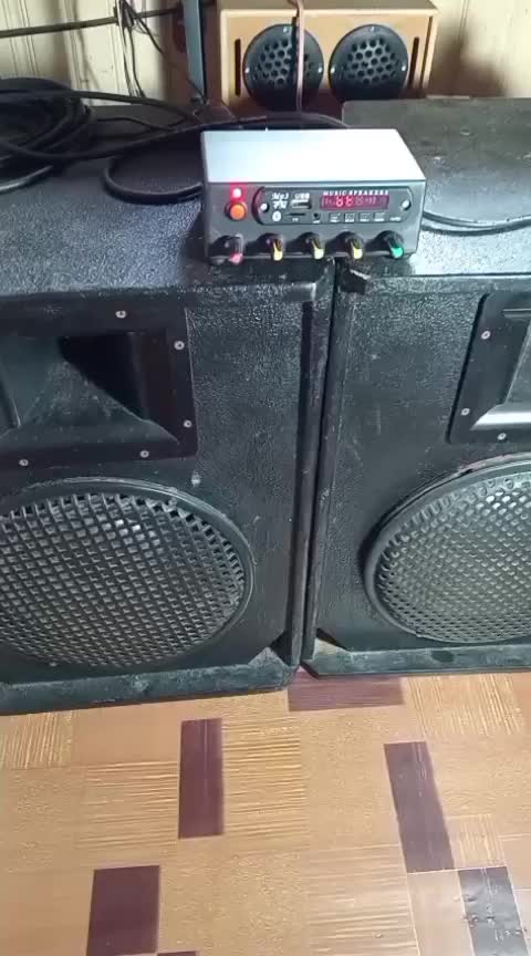 AMPLI MINI 12V Out Put 40x2 Watt fitur: Modul MP3 (MP3, BLUETOOTH, USB, MicroSD, radio) TONE STERIO (Volume,Trible,Bass)+ TONE SUBWOOFER+ jack MIC Amplifier