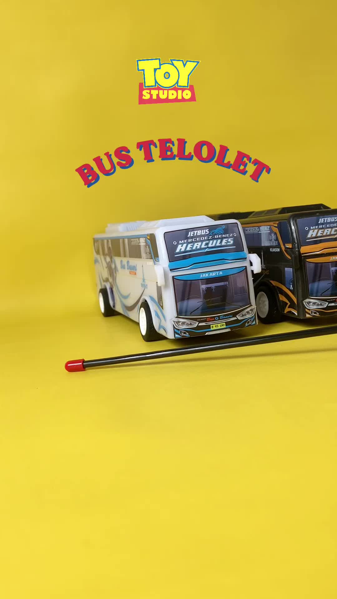 8T Mainan Mobil Remote Control Bus Telolet 6176D dengan Lampu dan Suara Telolet Asli