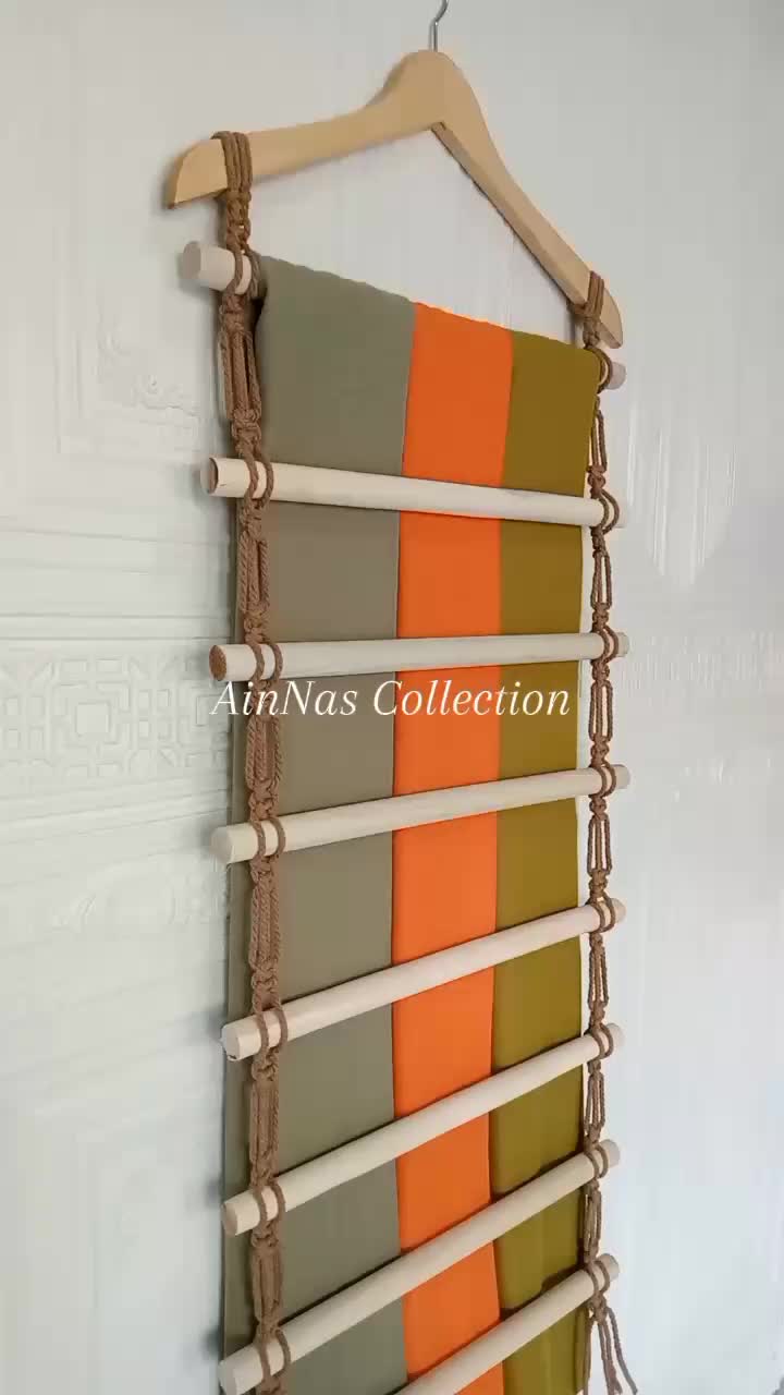 Gantungan Hijab Kayu Macrame Model Tangga/Ladder Hanger Baju Aesthetic Tali Makrame Warna Pink Biru Putih Handuk Merah