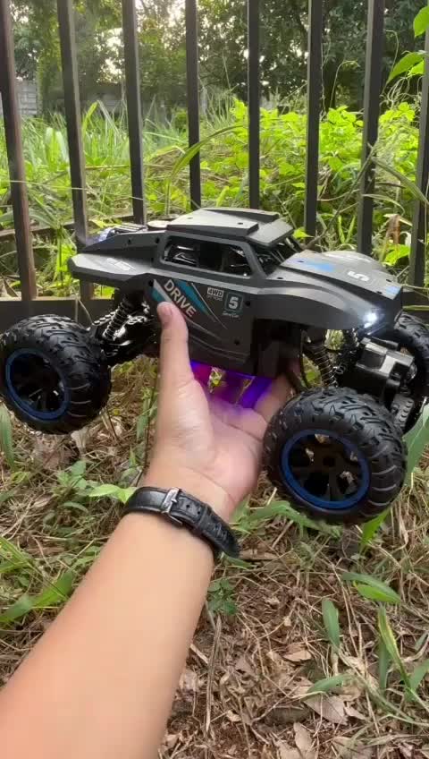 MOBIL REMOTE CONTROL OFFROAD 4WD 2,4Ghz NOISE MAINAN RC REMOT KONTROL UPGRADE BATERE CADANGAN Baterai