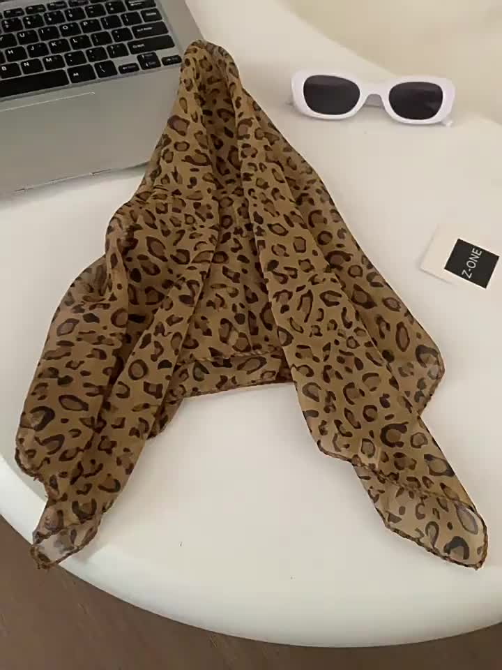 Pashmina Leopard Bandana Leopard Syal Leopard Neckerchiefs Leopard