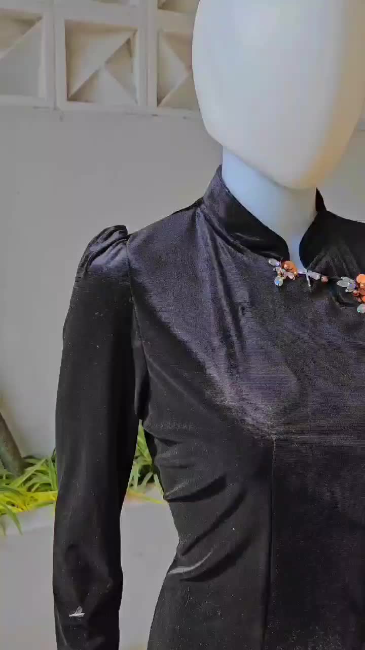 Kebaya Janggan Beludru Puff by Aurelia Kebaya - Atasan Beludru  Wanita -  Wisuda