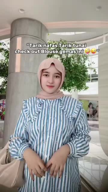 Ilenia - Atasan flora/atasan wanita kerah ruffle Katun