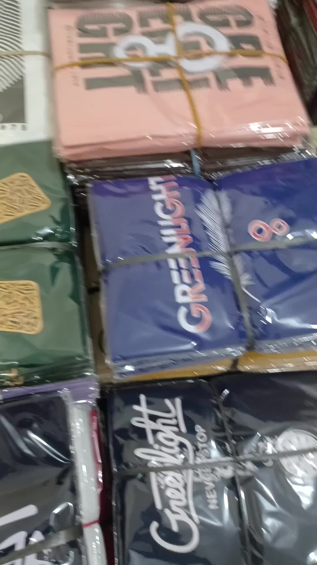 Paket 3 Kaos Motif Distro Keren Katun untuk Pria - Baju Oblong Sablon Atasan Dewasa