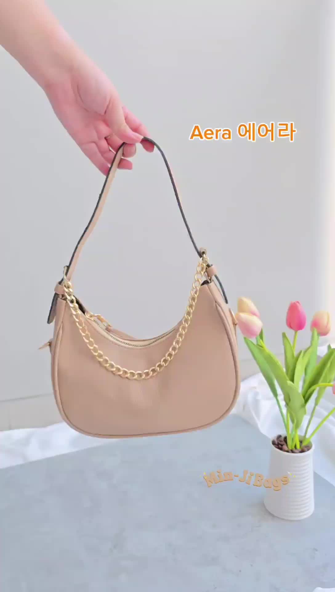 Tas Selempang Wanita Aera 에어라 dengan Bahan Kulit Jeruk Synthetic - Slingbag