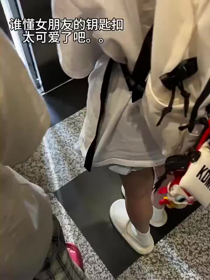 AH Mainan Nailong Dino Kuning Boneka Face Changing Lucu Toy Dekorasi Anak Kotak Plastik