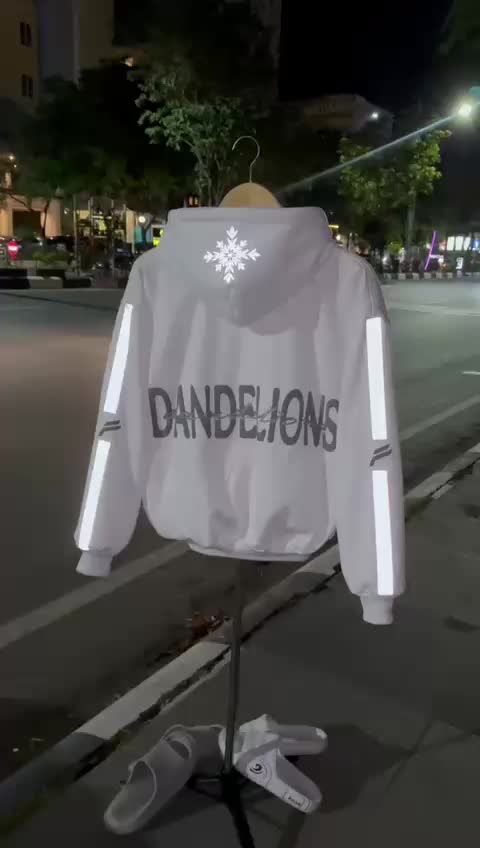 Hoodie Jaket Boxy Zipper Reflektif menyala Unisex Sablon foaming (Dandelions)