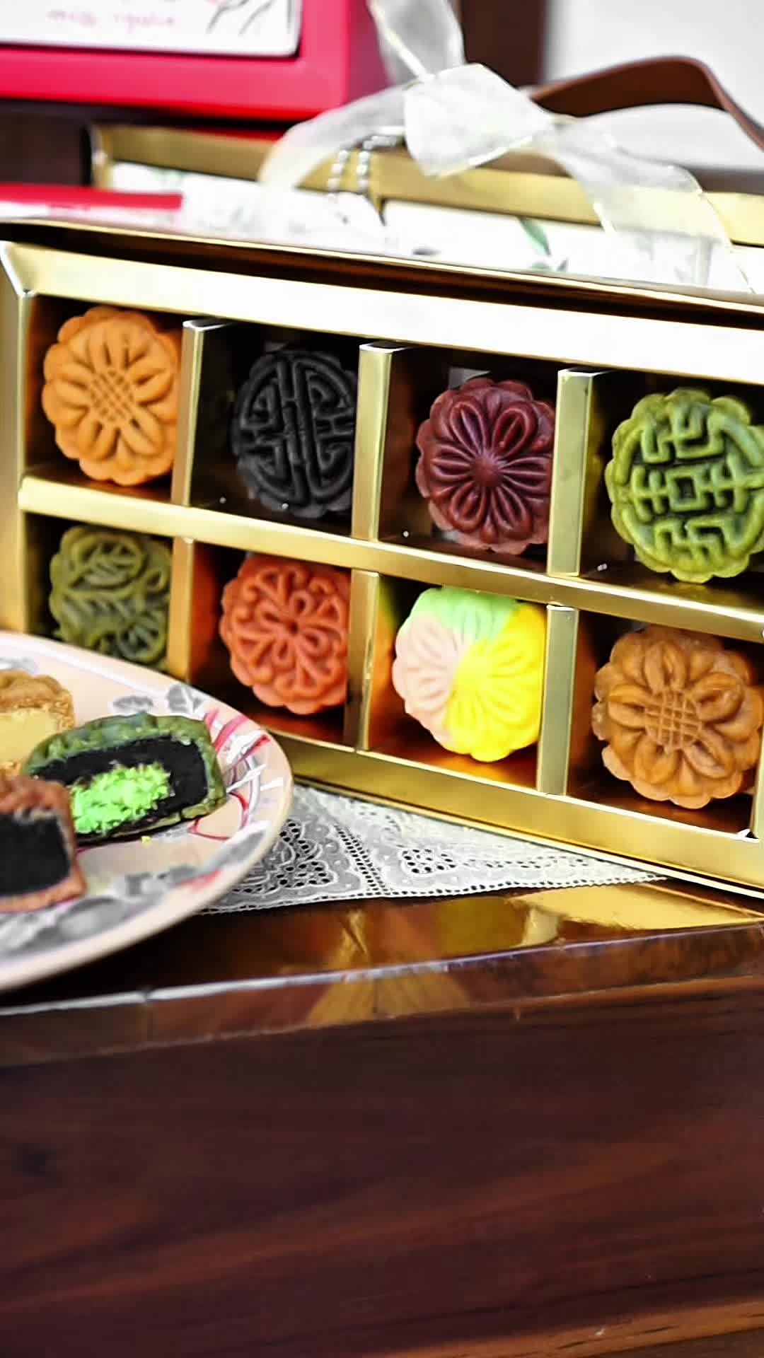 Miss Ogura Kue Bulan Mooncake Mini Bites Halal