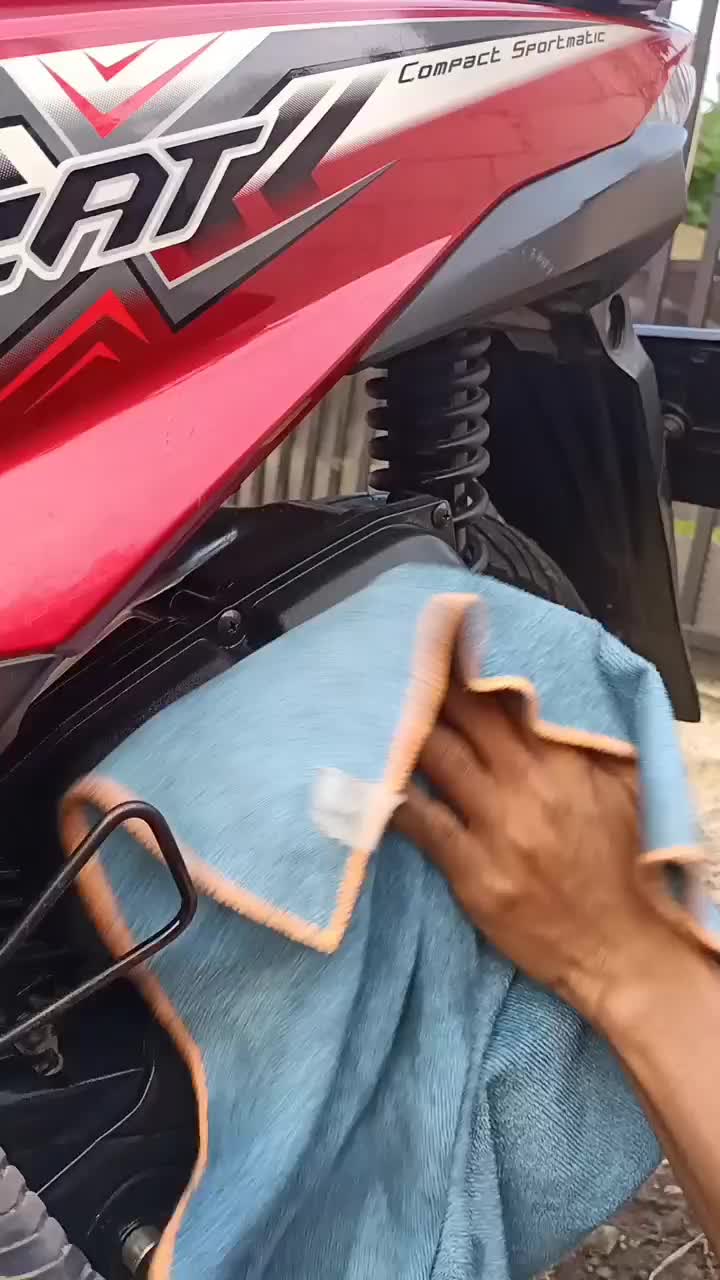 Feromical Pengkilap Body Motor penghitam body doff Glossy Kendaraan Car  Semprot