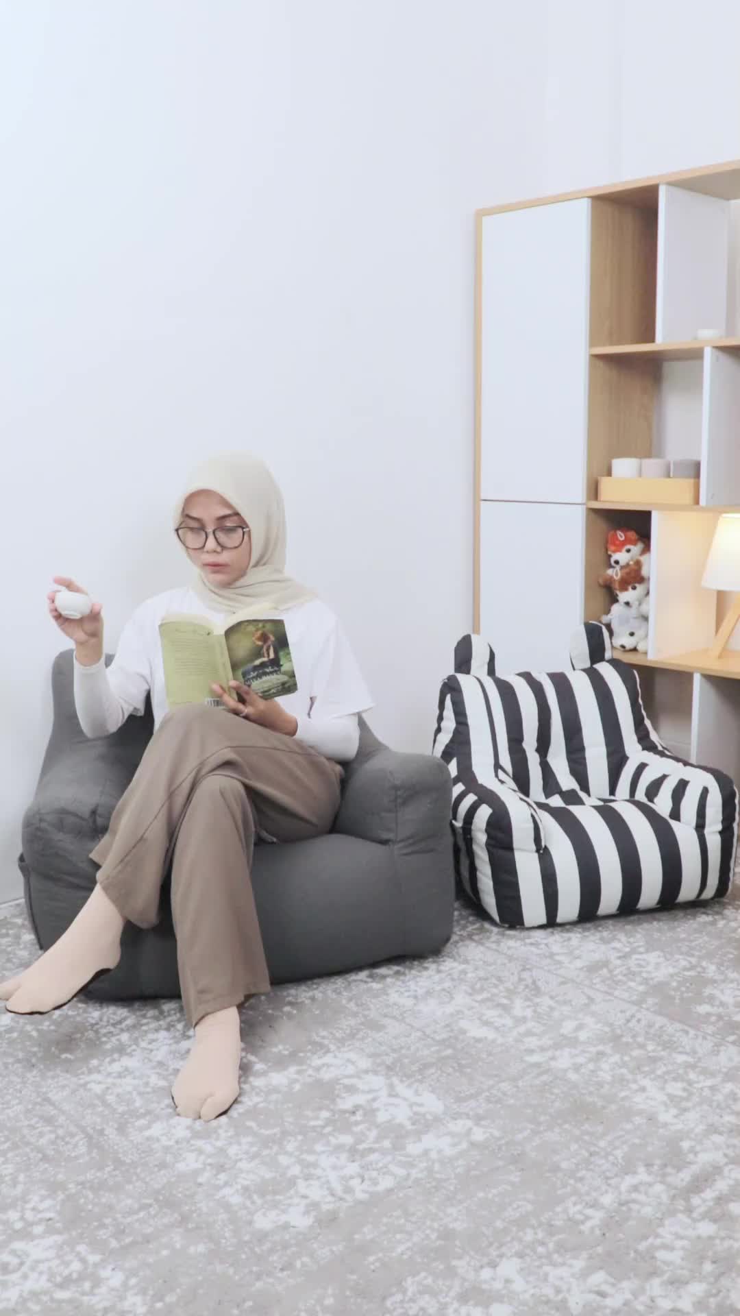 HLOOP Charlee Single Sofo - Sofa Bean  Bag - Sofa - Sofa Malas - Sofa Tatami - Sofa Anak - Sofa Ruang Tamu - Sofa Kamar - Butiran Stylofoam  Busa Minimalis Cafe Furniture Asli