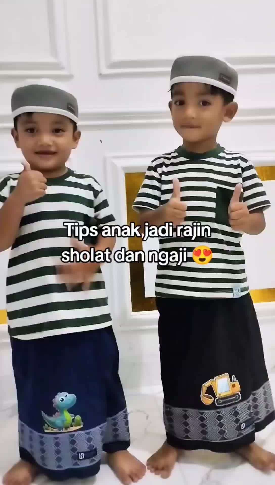 Kitibi Kids Sarung CELANA anak 1-12 tahun dengan karakter Dino Tayo Excavator Thomas