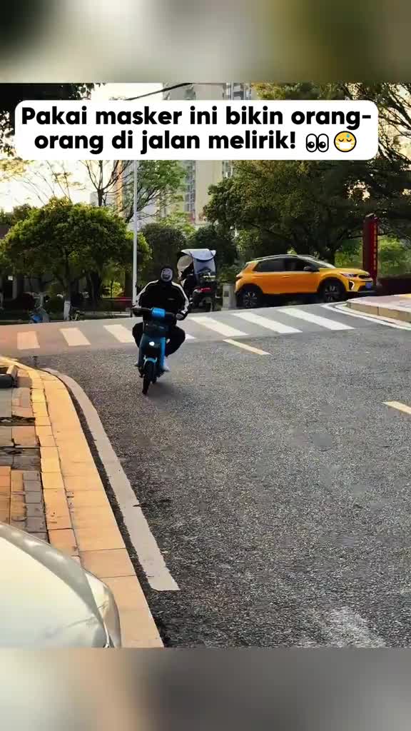 Topeng Lucu Wajah Ekspresi Abstrak Motif Meme 3D Mainan Motor Kotak Asli Kreatif untuk Masker Motor