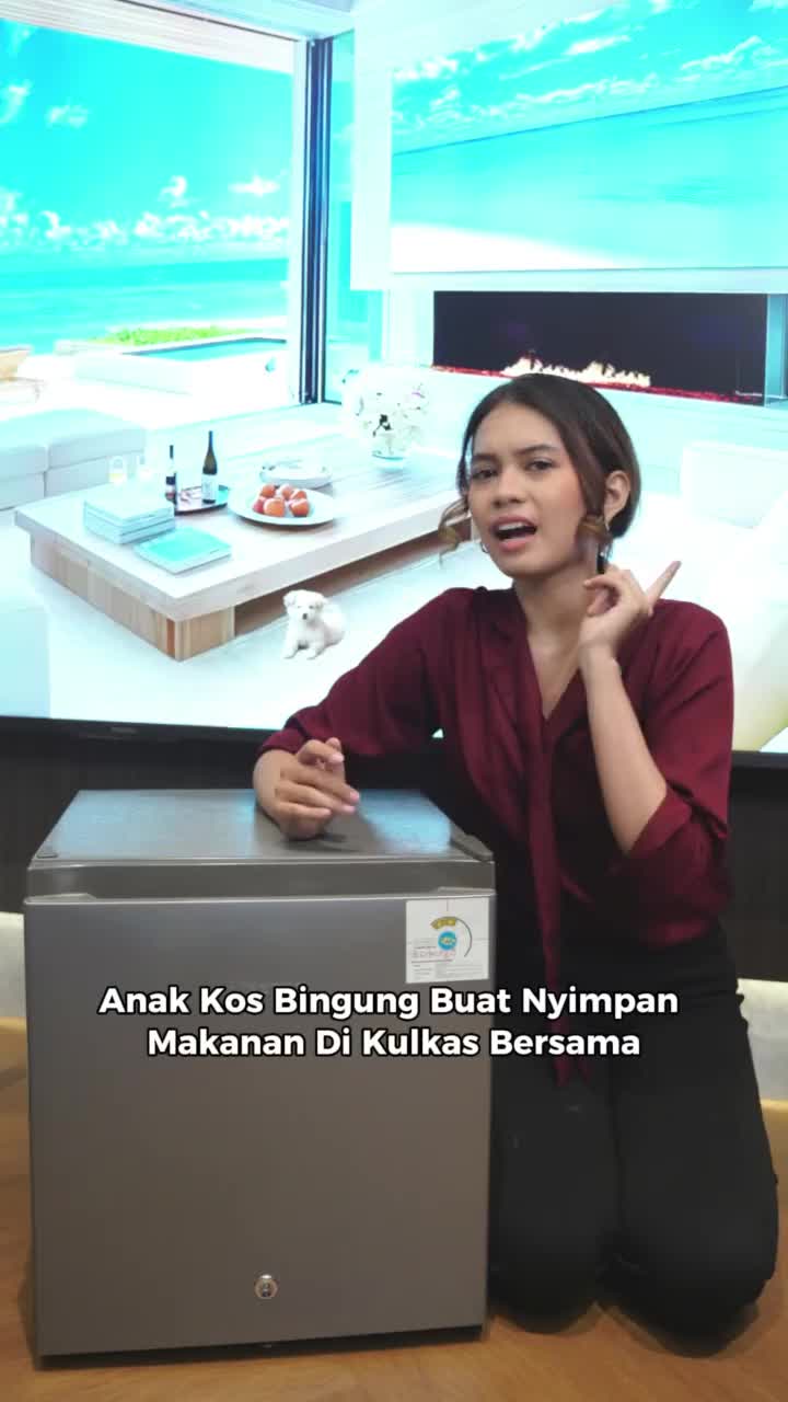 HISENSE-RR58D4IGN-Kulkas Mini-Kapasitas 42L Mini Bar-Tingkat Kebisingan Rendah- 2Liter Rak Muat Botol Ukuran-Alat Pengukur Suhu dapat Disesuaikan-Pendingin Terpisah-Pintu Reversibel-Space Friendly