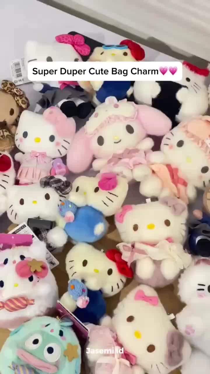 [READY] HELLO KITY KEYCHAIN BAG CHARM PENDANT GANTUNGAN LUCU KADO ULANG TAHUN