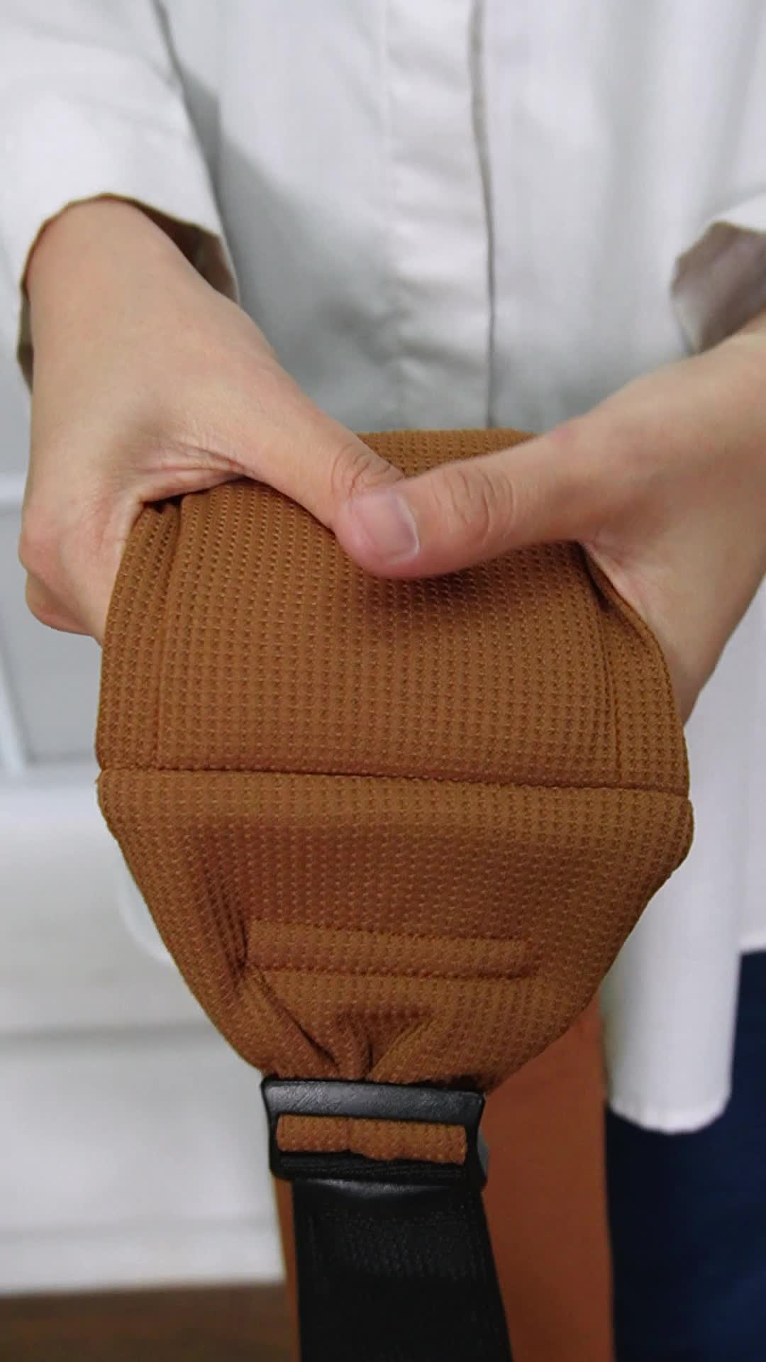 Babysultan Waffle Baby Pouch Adjustable dengan Busa Empuk dan Pouch Multifungsi Gendongan Bayi Instan Premium dari Newborn sampai Toodler