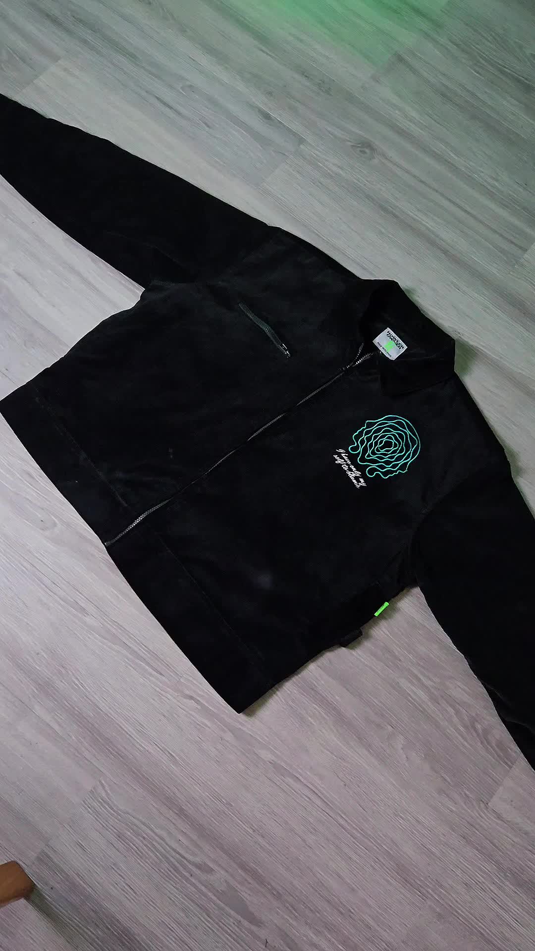 Howler Owner Work Jaket Boxy Flow Corduroy Embroidery Hitam