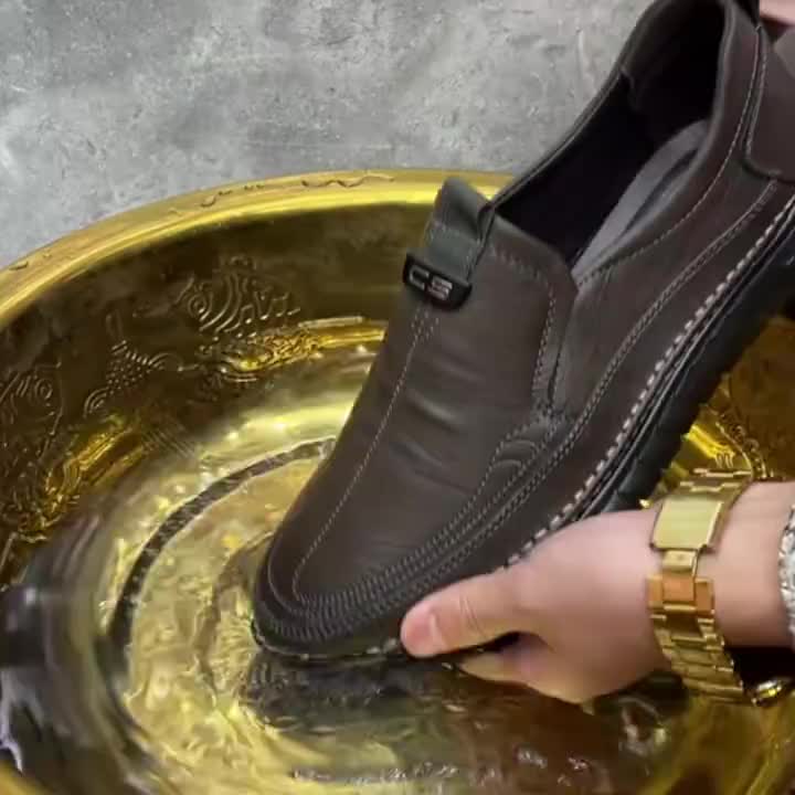 Leedoo Sepatu Slip On Pria Kulit Sepatu Pantofel Formal Sepatu Casual Sepatu Kerja Antiselip Hitam MC483