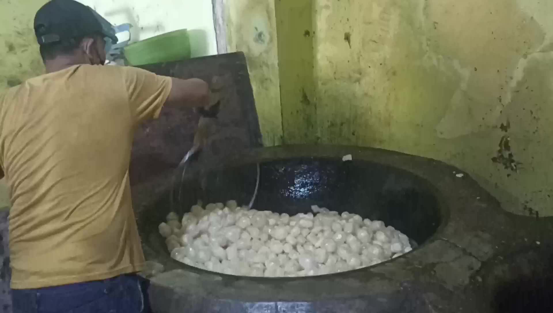 HIKMAH - Kerupuk Kulit Sapi Original 1 Kg | Snack Cemilan Enak Gurih Renyah Asin Krupuk