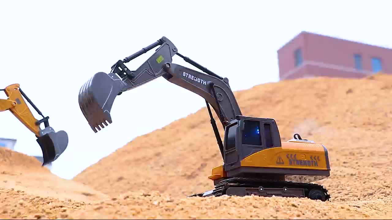 YIGONG Remote Control Excavator 11 CH 1:20 Crawler 2.4Ghz RC Excavator Mainan Anak Laki-laki Teknik Penggali Mobil Mainan anak