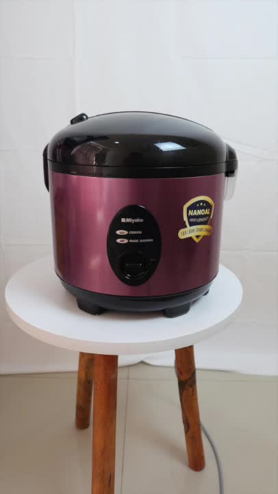 Miyako MCM 508 SBC Rice Cooker 1.8 Liter Body Stainless Elemen Pemanas Tahan Lama