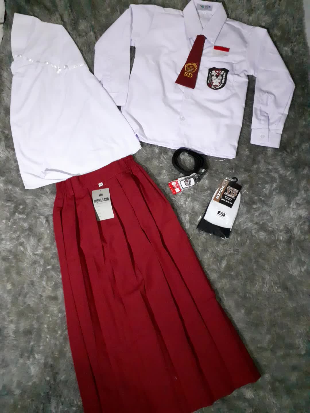 Baju putih SD lengan Panjang Kelas 1-6