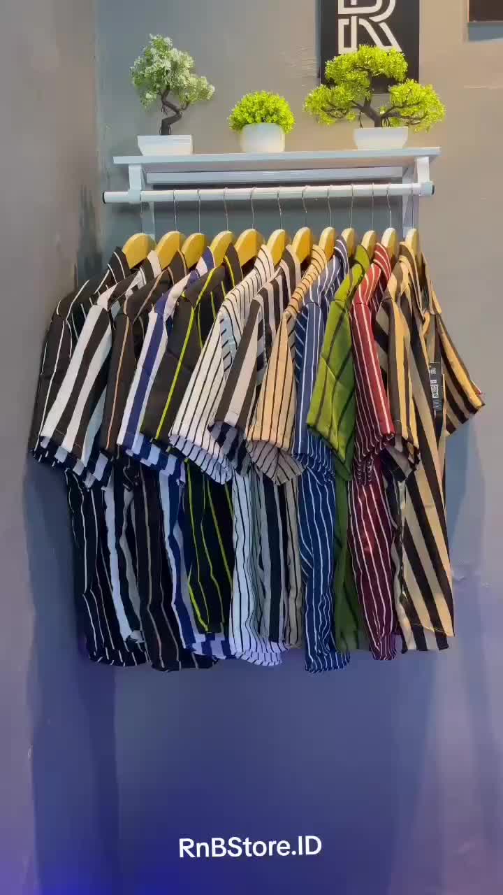 RnB 100 ribu dapat 3 pcs kemeja salur stripe garis garis pria lengan pendek kerah V-neck santai bisa cod