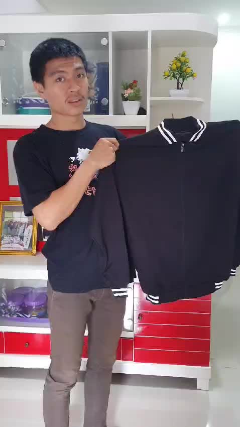 Jaket baseball polos resleting Bahan fleece bordir Tebal Simple Pria Hitam Zipper Bomber Casual Sweater Distro Varsity Keren Semi