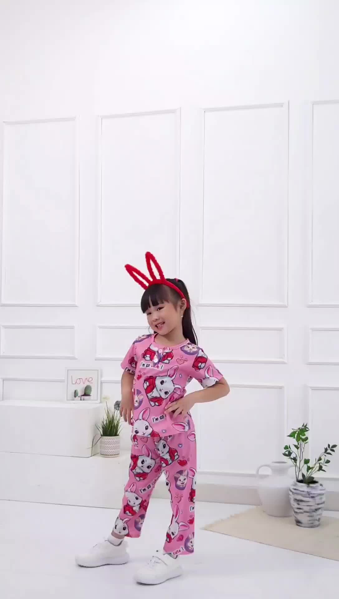 [KHUSUS LIVE]Paket Bundle 3 SET Baju Tidur Anak Perempuan Usia 1-7 Tahun (VNS203) Premium Motif Random Setelan Bayi Balita Fashion Nyaman Lengan Cotton