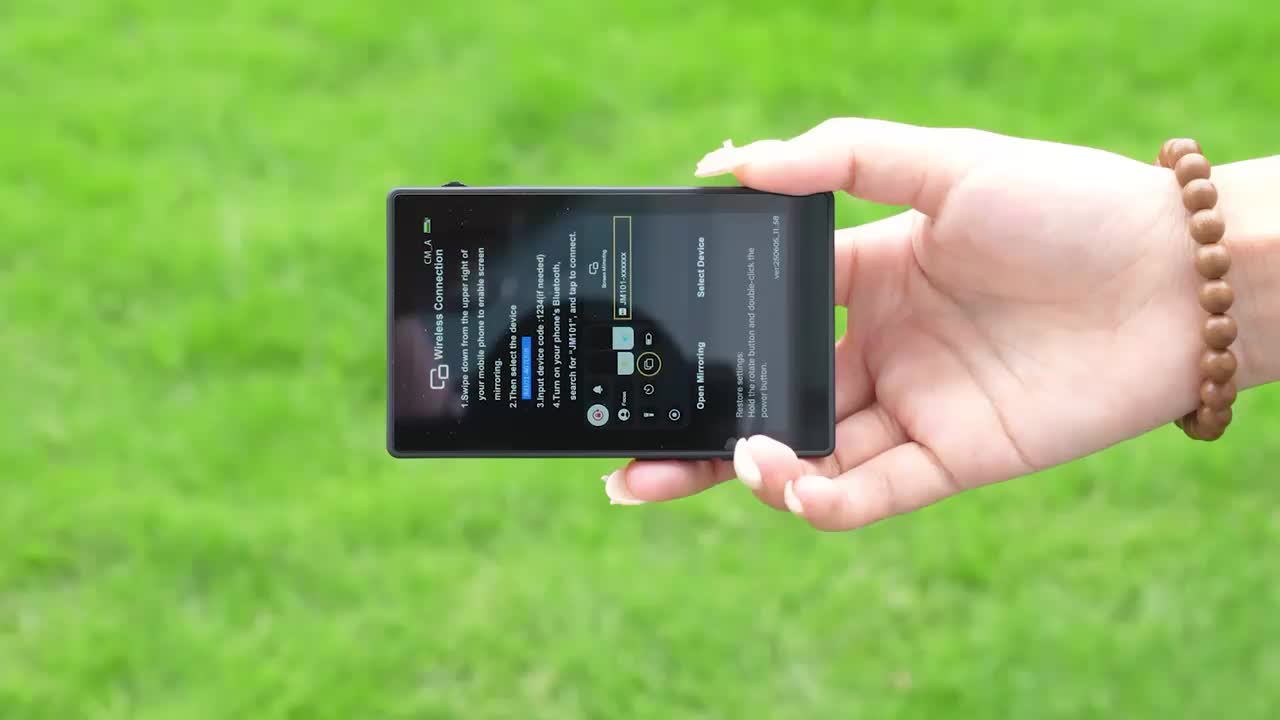VectorZen Wireless Magnetic Phone Vlog Selfie Monitor Screen - Desain Baru, Warna Ungu & Hitam, Layar HD, Zoom Adjustable, Anti Panas, Baterai Tahan Lama, Kompatibel Android & iPhone