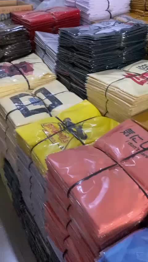 Kaos Motif Distro 100 rb dapat 8 kaos Pria Wanita lembut nyaman Pendek Dewasa Keren Baju