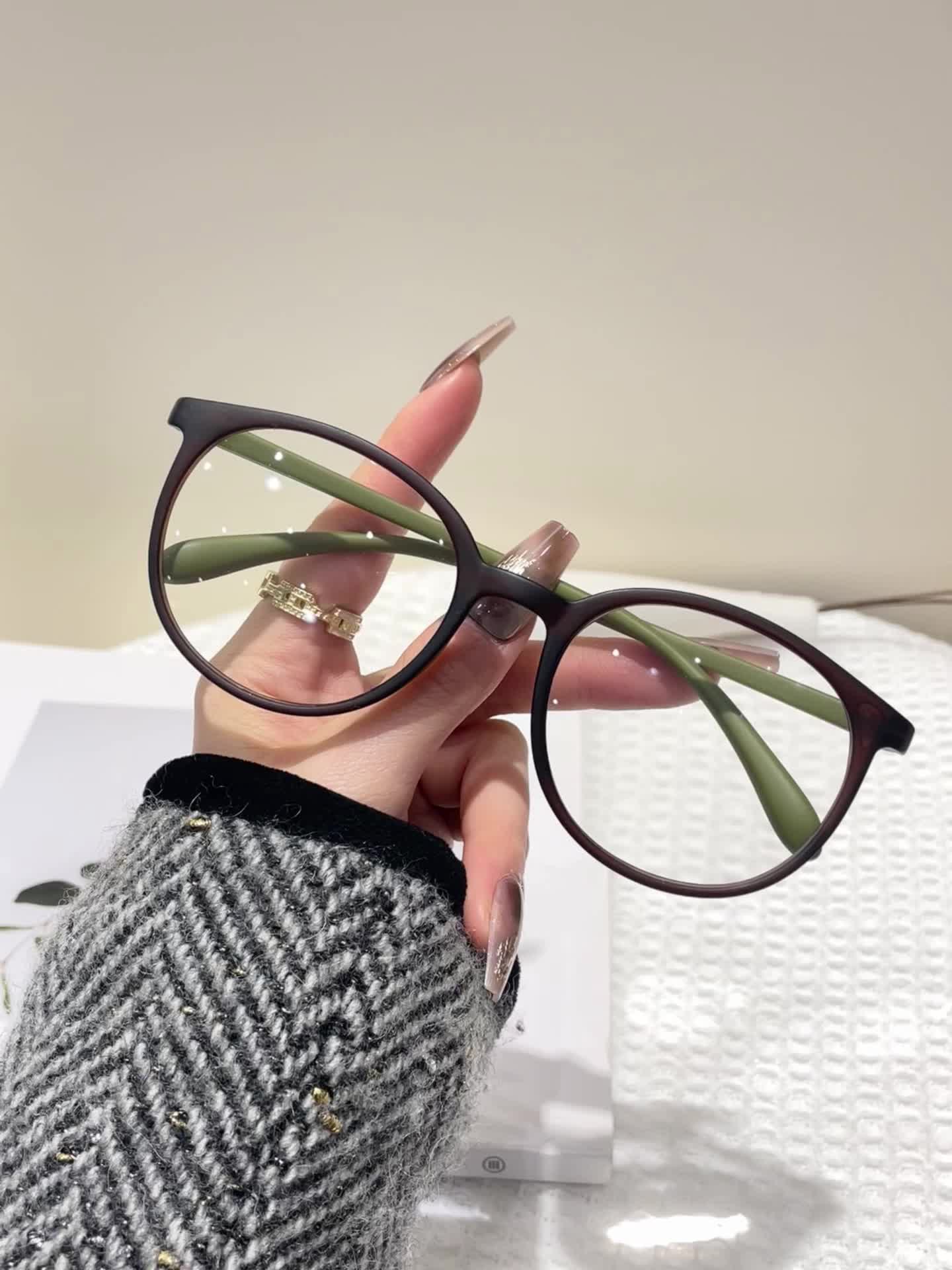 【Bisa Cod】2025 gaya baru bergaya Kacamata Baca Pria Wanita TR9O Fleksible Lensa Plus Anti Radiasi Bluray Reading Glasses GM1