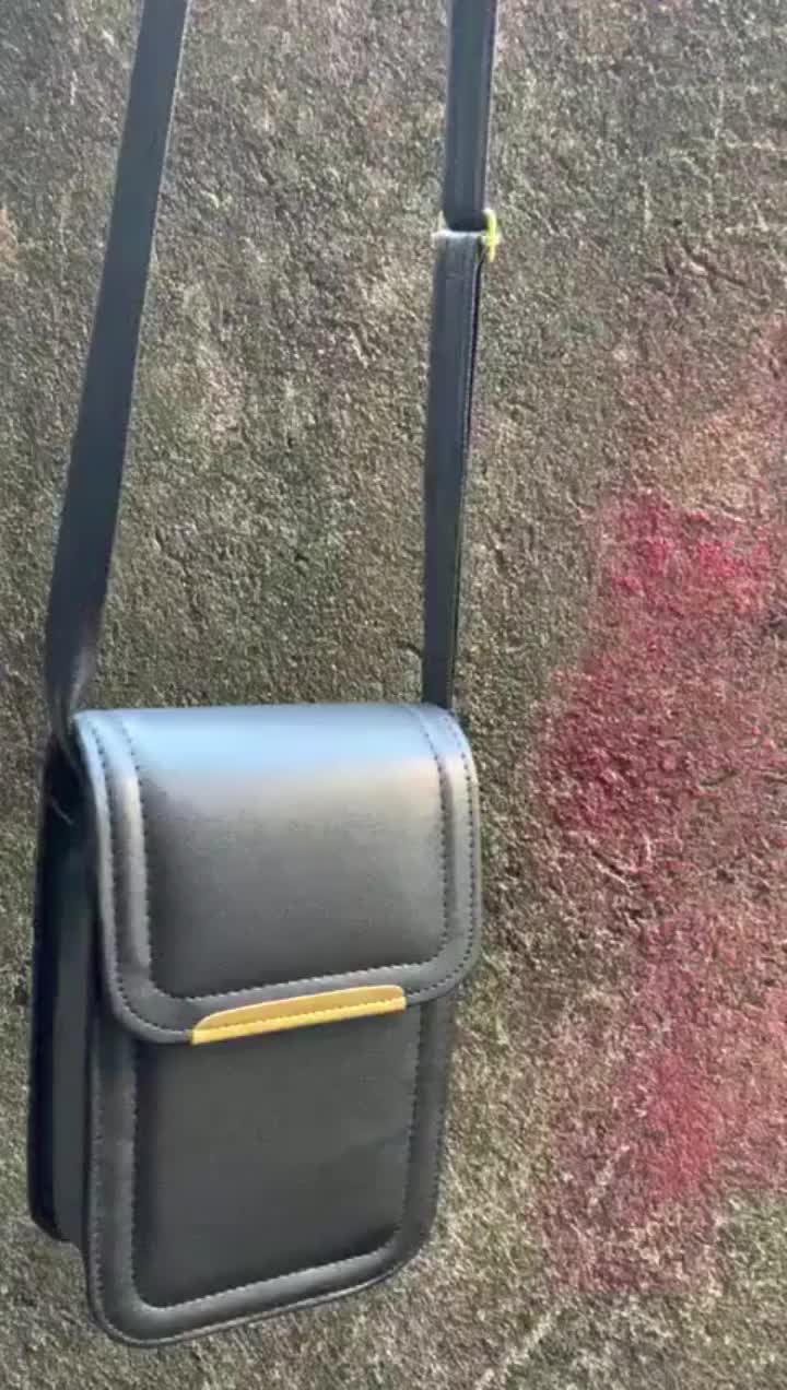 TAS SELEMPANG CEWEK / SLINGPHONE MURAH BANYAK RUANG / READY BISA COD