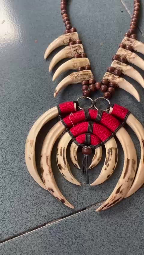 Kalung Etnik Dayak Model 3 REPLIKA Bahan Resin Tahan Air dan Kuat