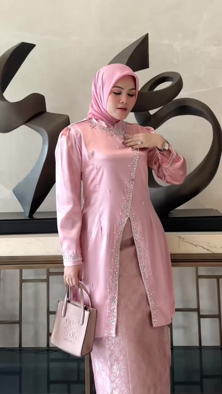 ( ATASAN SAJA ) Baju Kurung LYLIE || Seragam Baju Kurung Pesta || Atasan JUMBO || Atasan Wisuda Melayu || Baju Kurung Kekinian || Baju Kurung Payet Swarowski ~ DVN KEBAYA TANAH ABANG