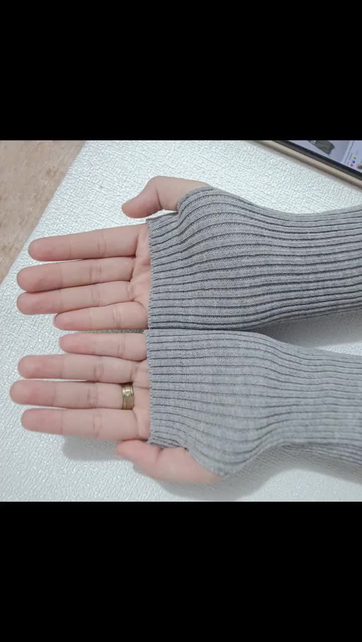 Handsock Rajut Sarung Tangan Pendek Fingerless Polos