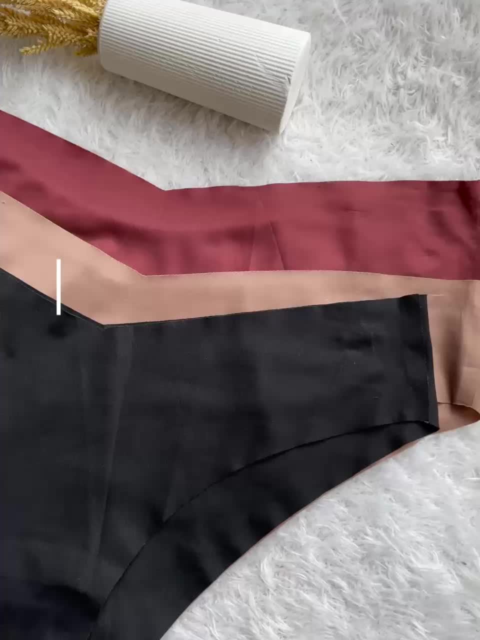 CD1945 CELANA DALAM WANITA SEAMLES V SHAPE UNDERWEAR BIKINI WIRELES TIPIS CD TANPA JAHITAN