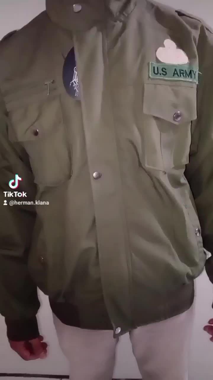 JAKET BOMBER US ARMY JAKET BOMBER DISTRO PREMIUM JAKET PRIA TERKINI JAKET CANVAS PREMIUM JAKET DISTRO JAKET TENTARA JAKET BOMBER DISTRO JAKET TRENDY JAKET PILOT Katun Santai Slim-fitting Polos Bunga Hitam Musim panas Musim dingin Casual Panjang Parka Semi