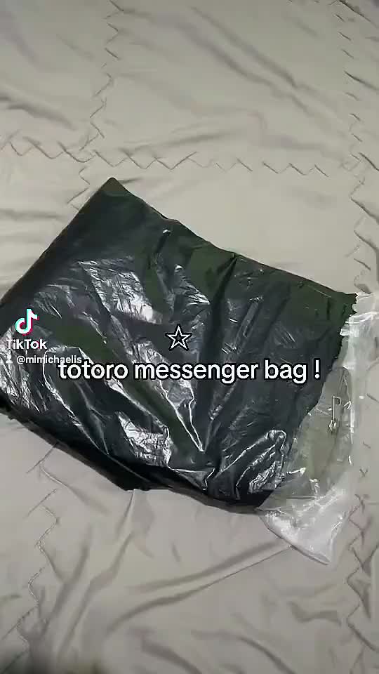 tas selempang kanvas/Totoro Bag /sling bag canvas/Tas Bahu untuk Pria Totoro My Neighbor Kanvas Messenger Bag