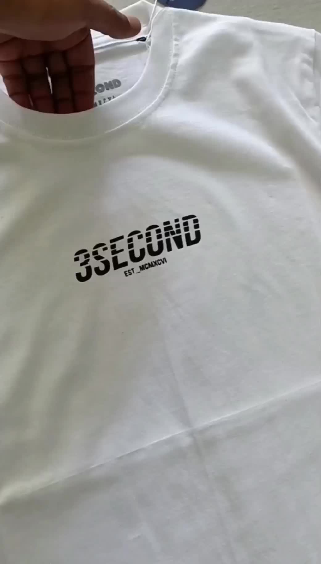 Kaos Distro Cewek W128 Free Stiker Baju Atasan Wanita T-shirt Oblong Katun Dewasa Combed Polos Pendek Tee Santai Sablon High Simple Lembut Panjang