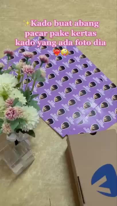 Custom Kertas Kado Hadiah Gambar Suka-Suka Pattern