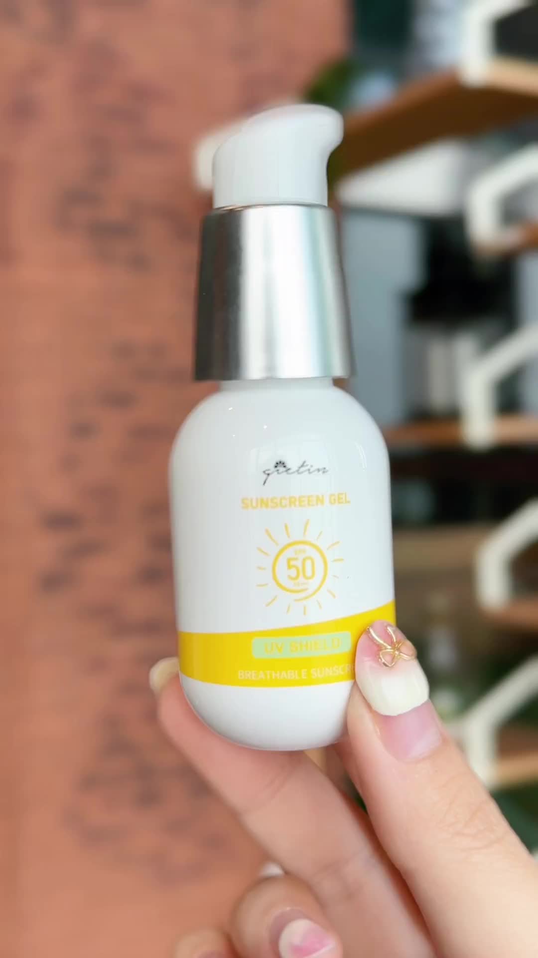 GiETIN Sunscreen Gel SPF 50 PA+++ UV Shield Protection