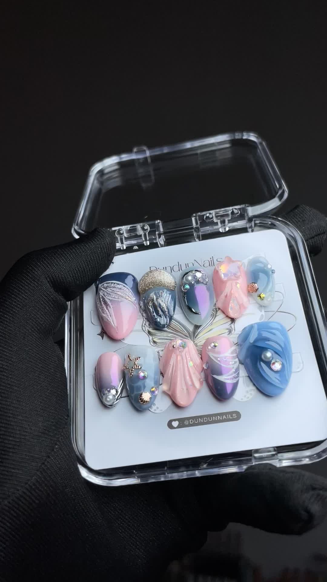 Custom design press on nails handmade by dundunnails