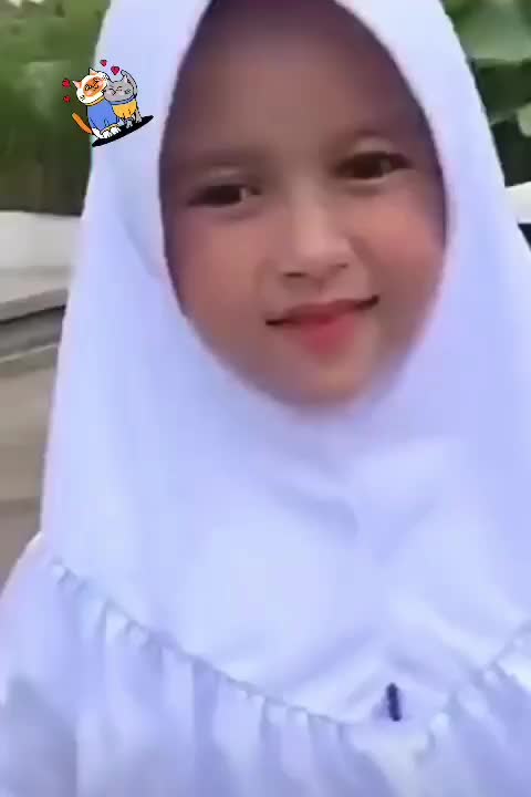 Gamis Anak Putih Perempuan Set Kerudung Bahan Katun Premium/Gamis Anak Manasik Renda Kekinian/Katun/Baju Gamis Anak Putih Kekinian Dress Trendy Lebaran Viral
