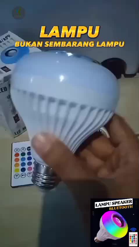 Bohlam Speaker Musik Bluetooth 2 in 1 - Lampu Speaker LED Putih Putih Wireless