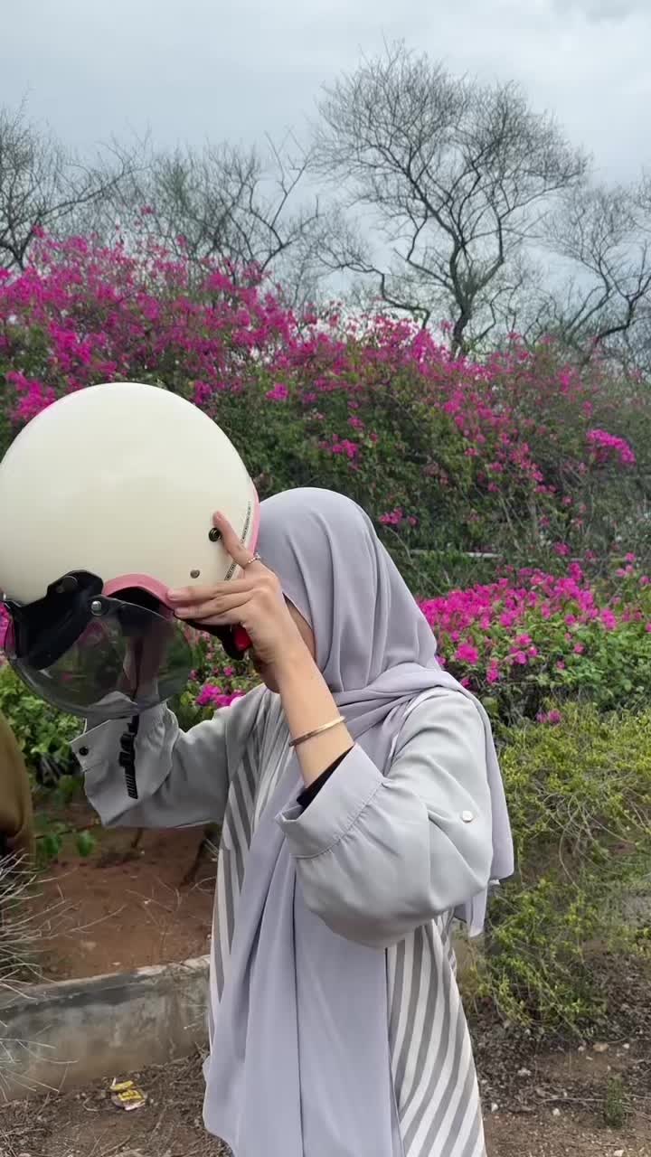Helm Bogo Dewasa Full Leher Kaca Datar Sni Cembung Motorcycle