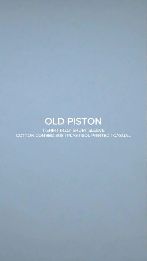 Monochrome Kaos Pria Lengan Pendek Cotton T-Shirt Baju Distro Old Piston