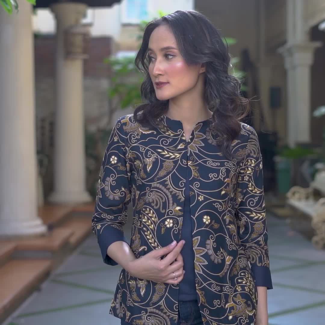 Vallery Blouse Adinata Batik